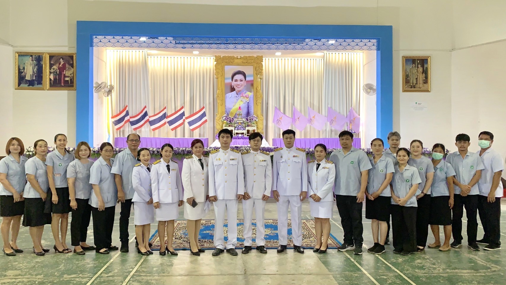 บุคลากรโรงพยาบาลฮอดเข้าร่วมพิธีเฉลิมพระเกียรติสมเด็จพระนางเจ้าฯ พระบรมราชินี